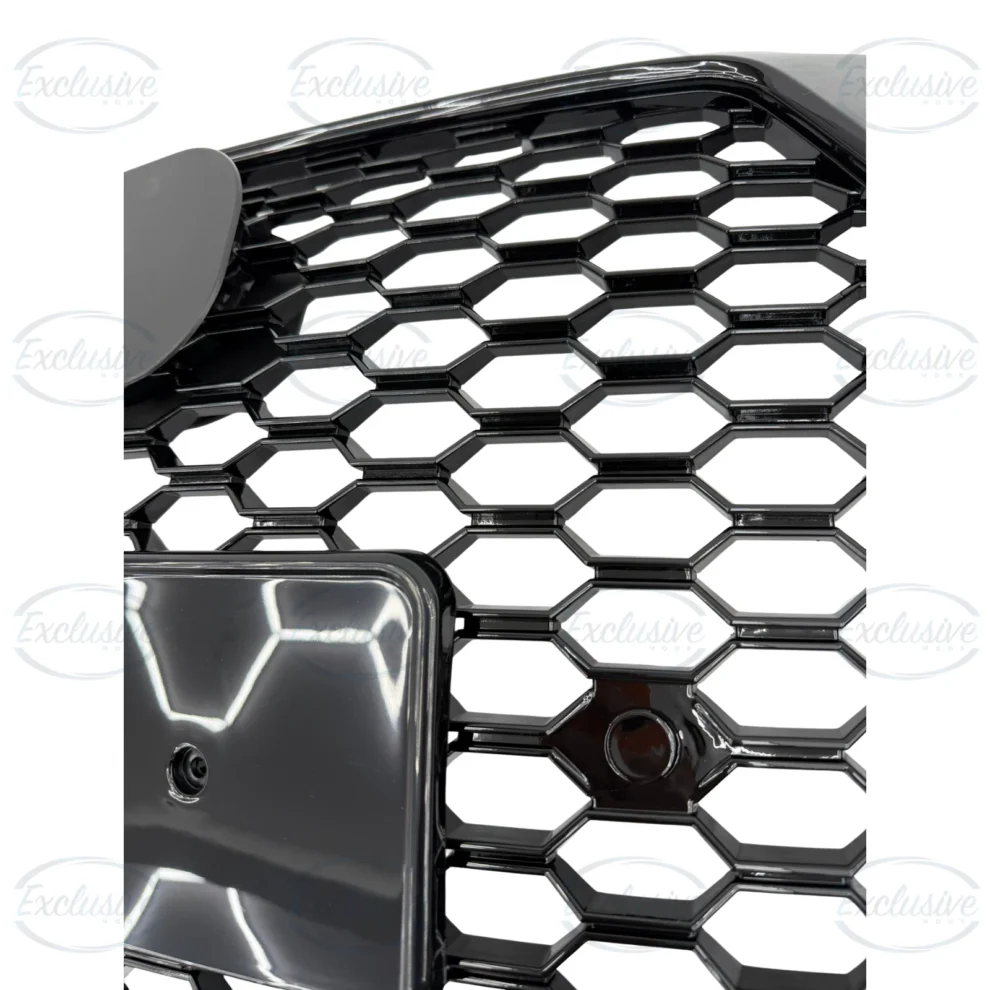 Audi Q3 8U (2016-2018) - Gloss Black RSQ3 Honeycomb Style Grille & Fog Lights