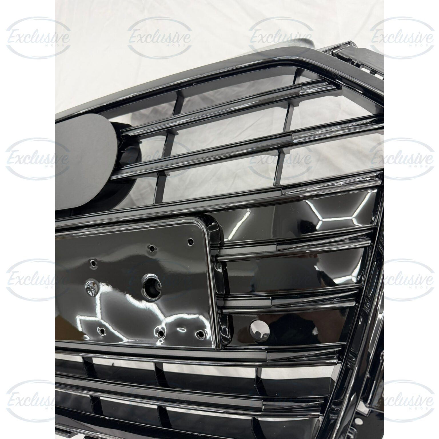 Gloss Black Original Style Grille - Fits Audi A3/S3 8V Facelift (2016-2020)