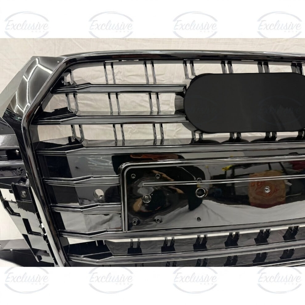 Gloss Black Original Style Grille - Fits Audi Q3 8U Facelift (2015-2018)