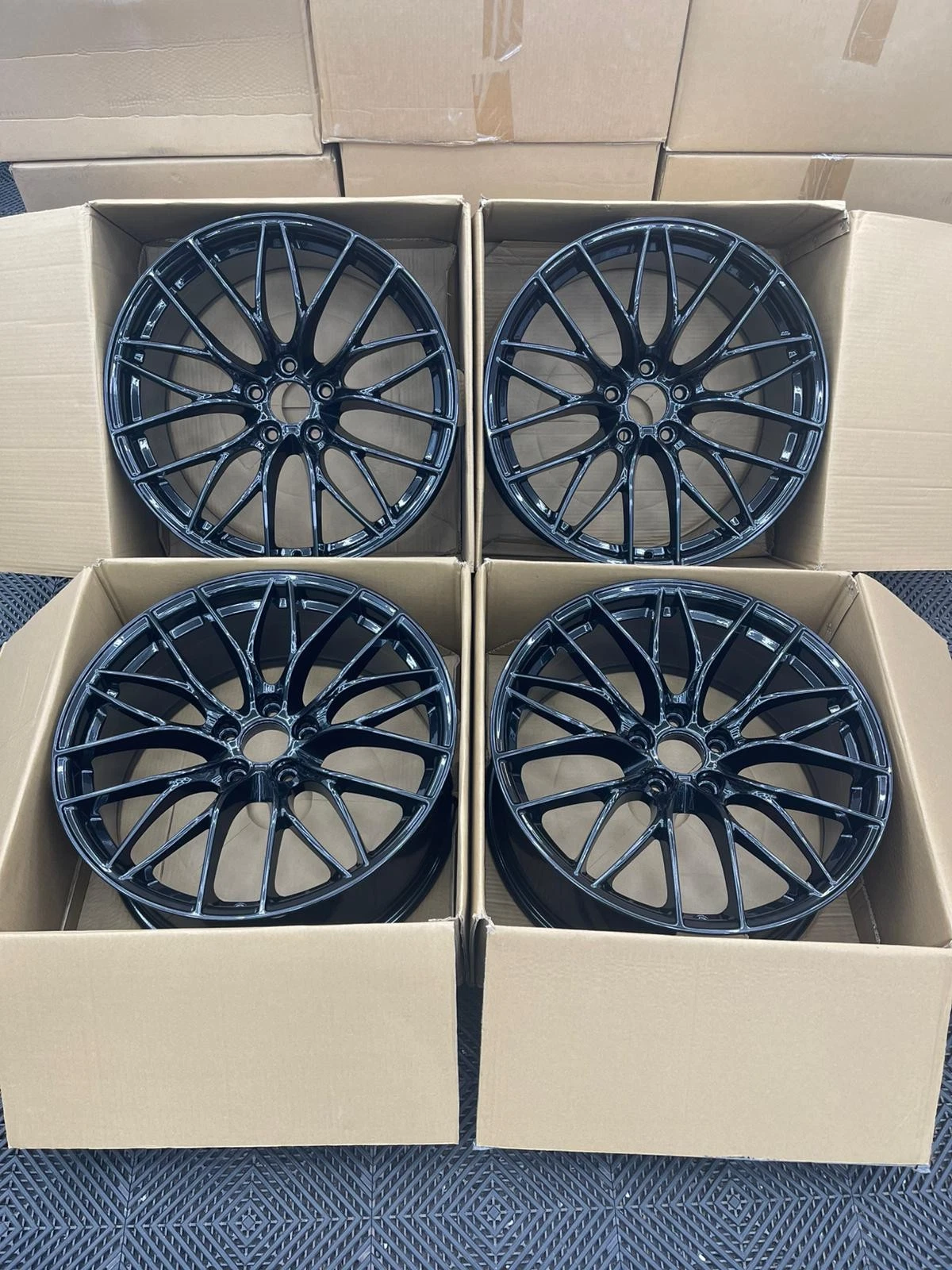 4├ù 20" 405M Style Alloys ÔÇö Gloss Black 5├ù120 ÔÇö Fits BMW G Series - Image 3