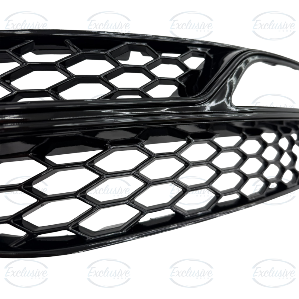 Audi A3/S3 8V S-Line (2013-2016) - Gloss Black Honeycomb Style Grille & Fog Lights