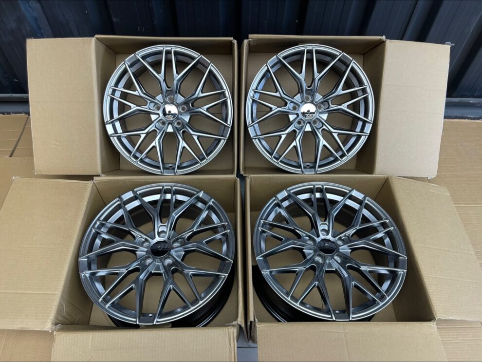 4× 17" 1000M V2 Style Alloys - Hyper Black - 5×100 - Fits Audi, Seat, Skoda & VW