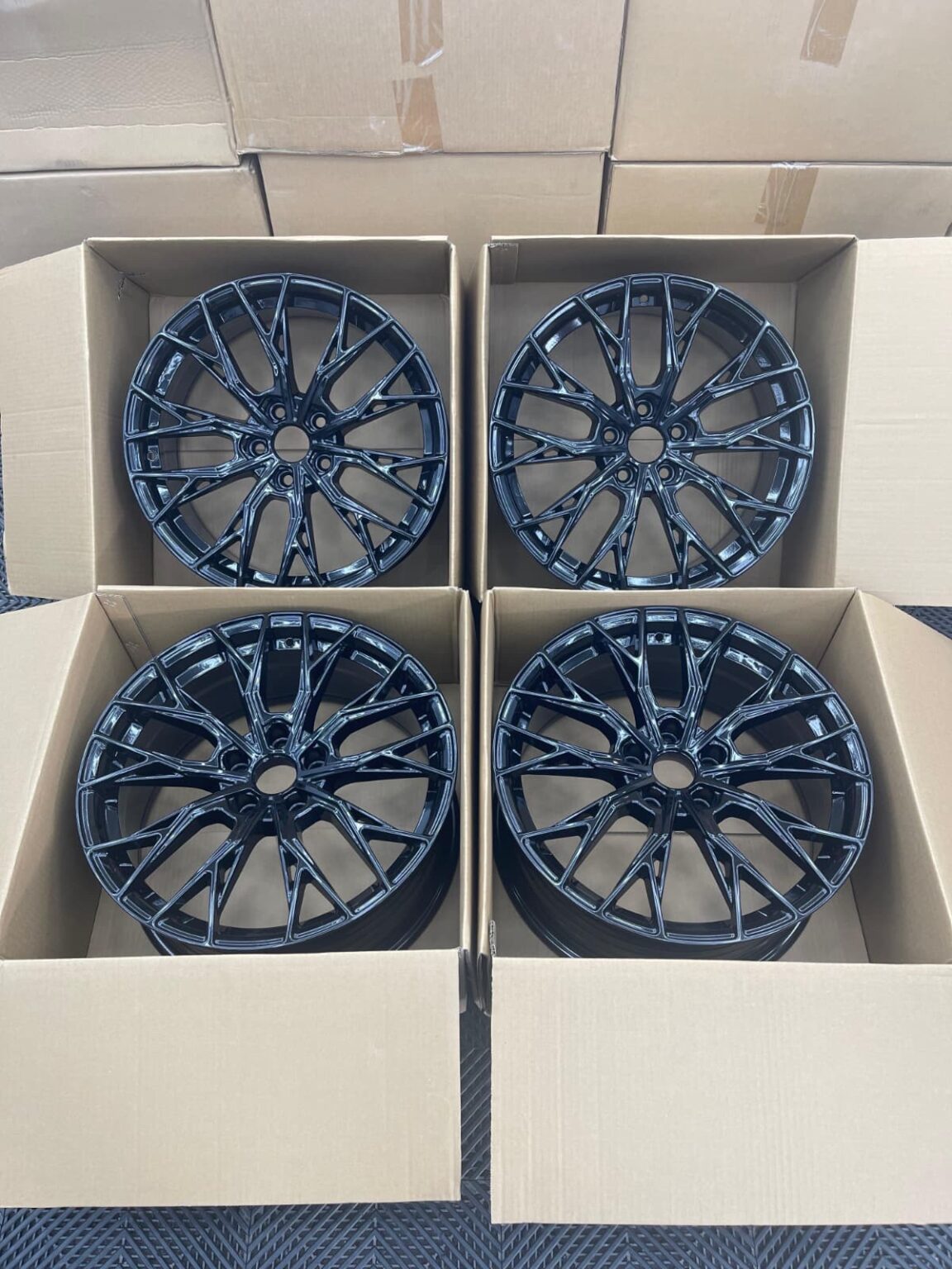 4× 18" CR7 Style Alloys - Gloss Black - 5×112 - Fits BMW 2/3/4/5 G Series, Audi, Mercedes & VW