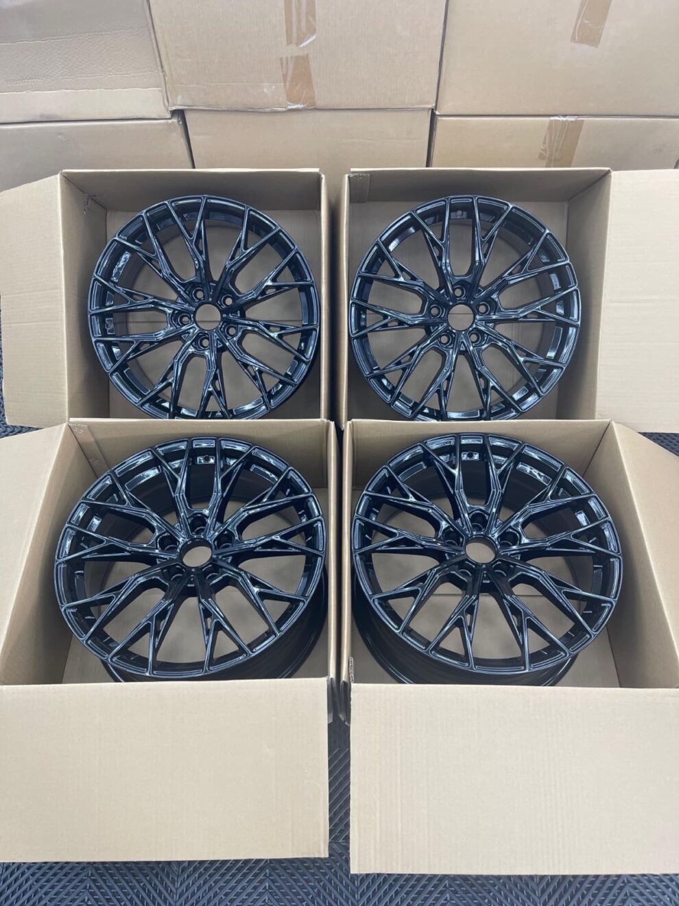 4× 18" CR7 Style Alloys - Gloss Black - 5×112 - Fits BMW 2/3/4/5 G Series, Audi, Mercedes & VW